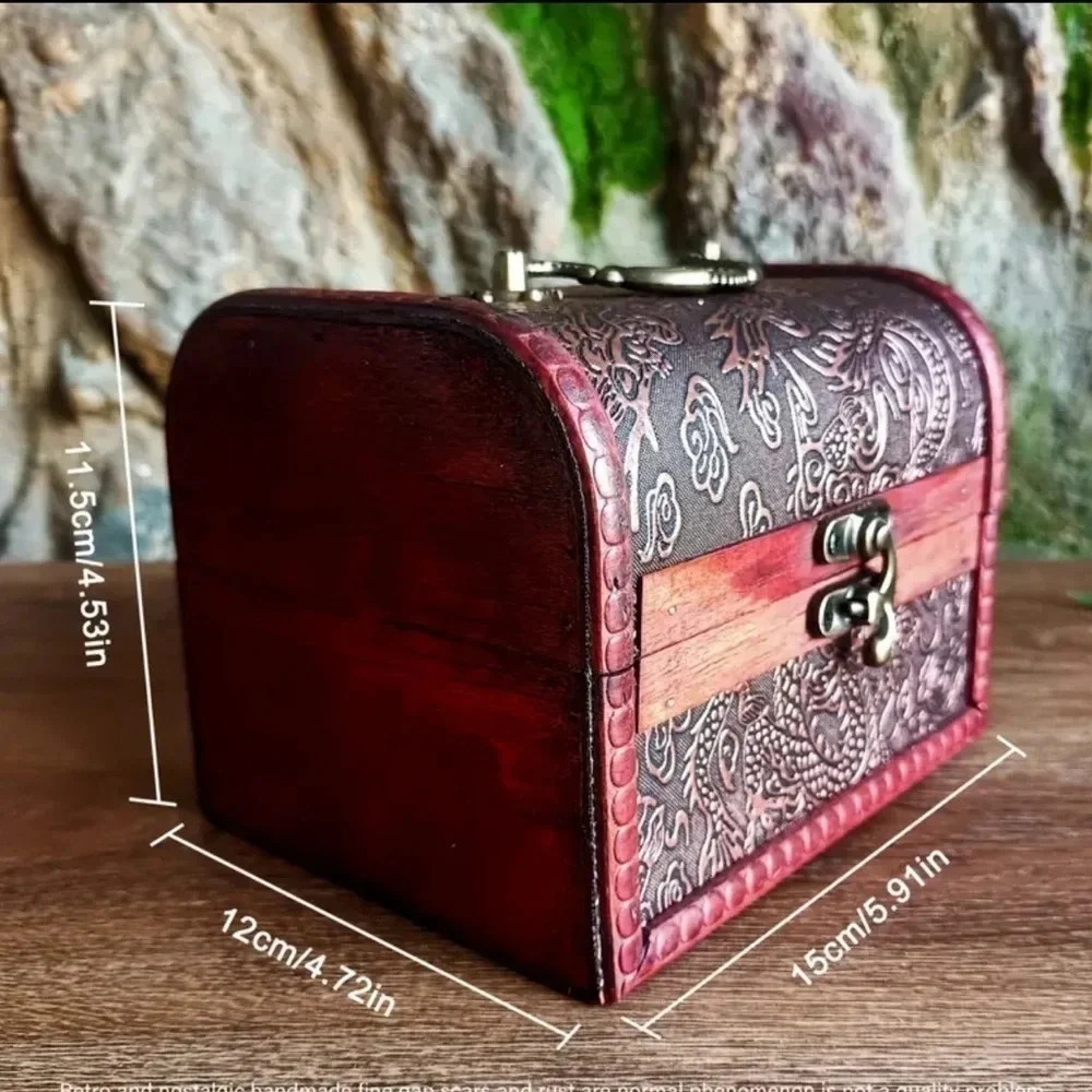 Vintage style Wood Treasure Chest. New‎ - Picture 4 of 9